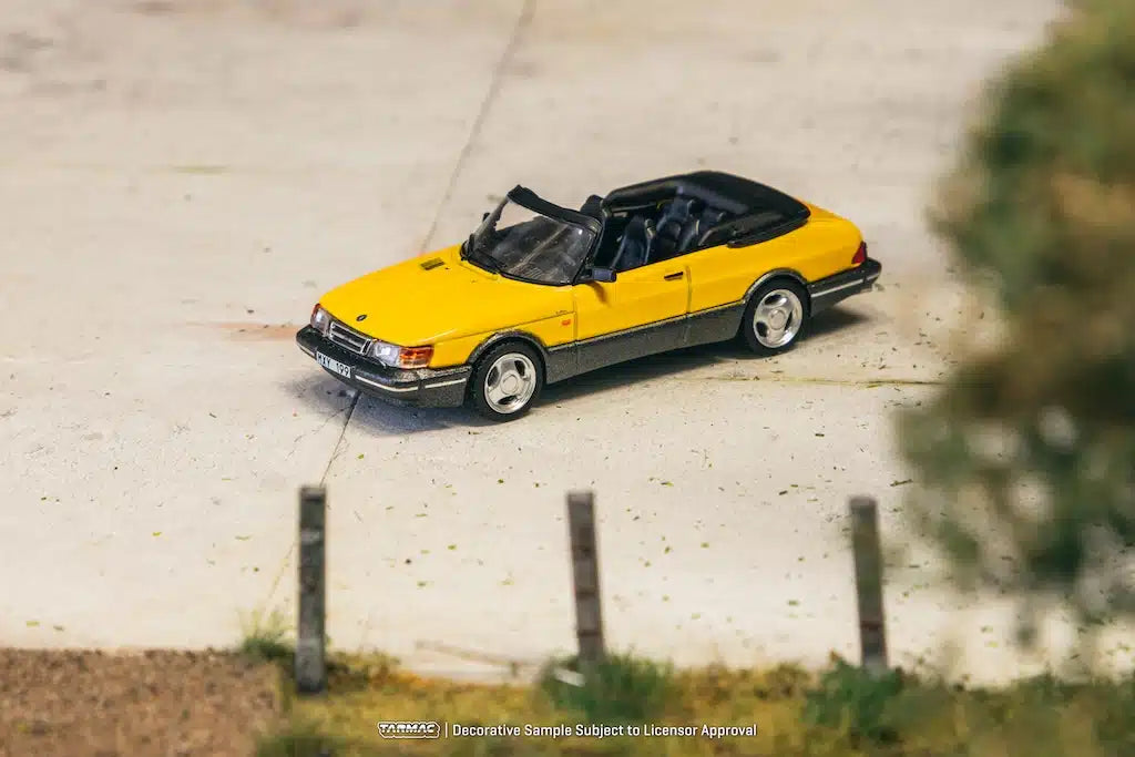Saab 900 Turbo Convertible Yellow - Tarmac Works GLOBAL64 - Scala 1/64 T64G-067-YE