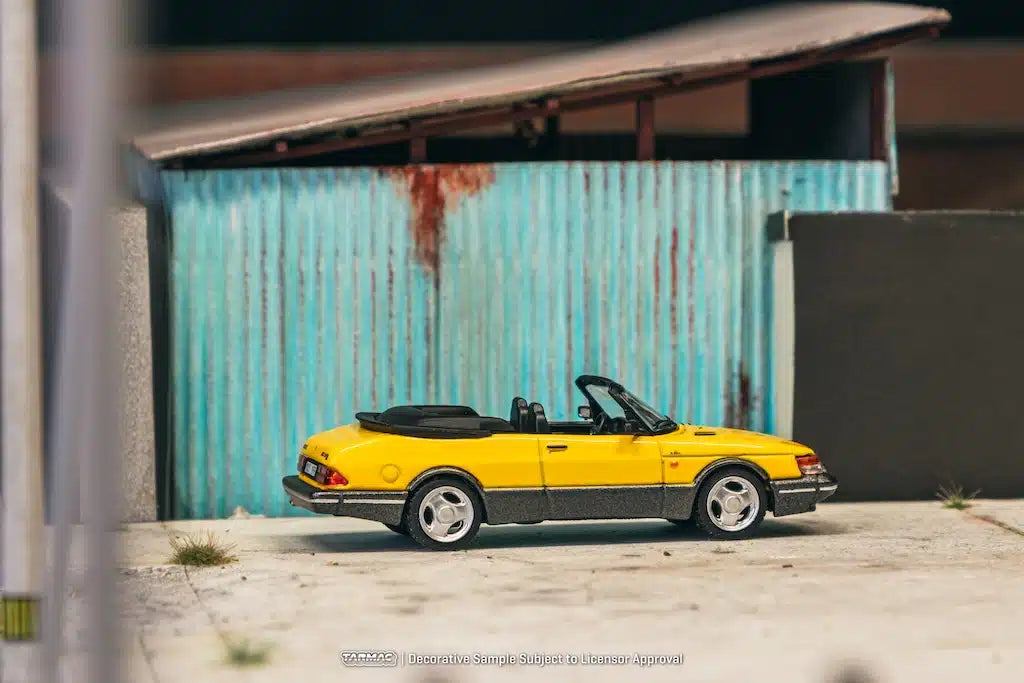 Saab 900 Turbo Convertible Yellow - Tarmac Works GLOBAL64 - Scala 1/64 T64G-067-YE