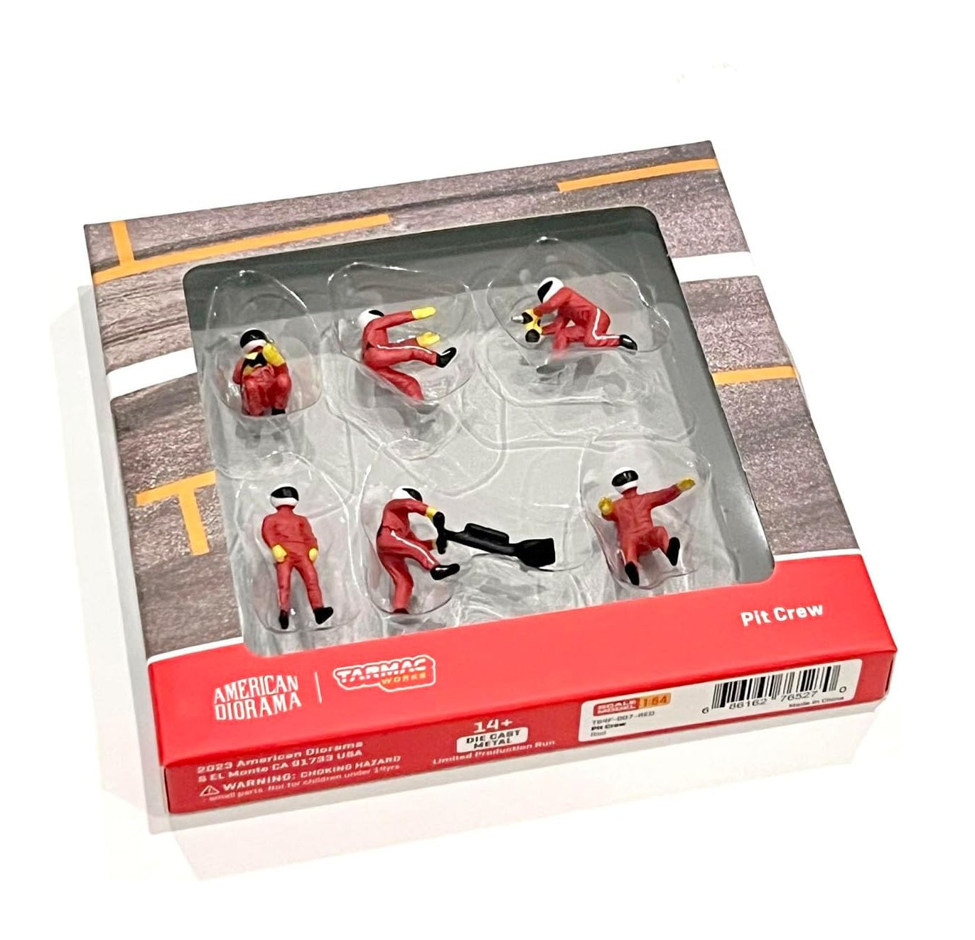 Pit Crew (Red) - Tarmac Works & American Diorama - Scala 1/64 T64F-007-RED