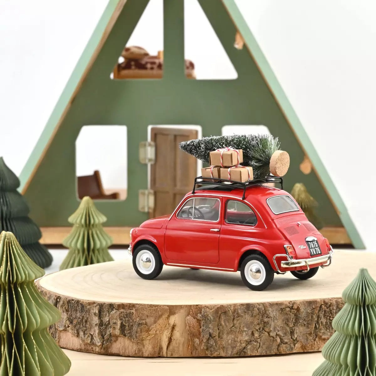 Fiat 500 L 1968 Red Christmas - Norev - Scala 1/18