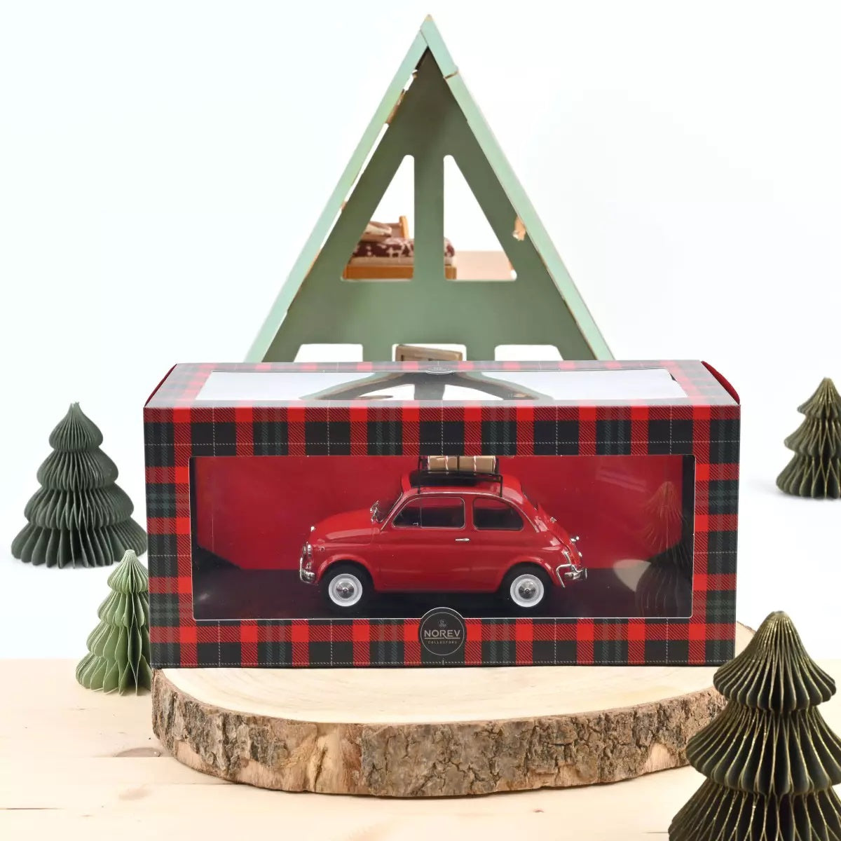 Fiat 500 L 1968 Red Christmas - Norev - Scala 1/18