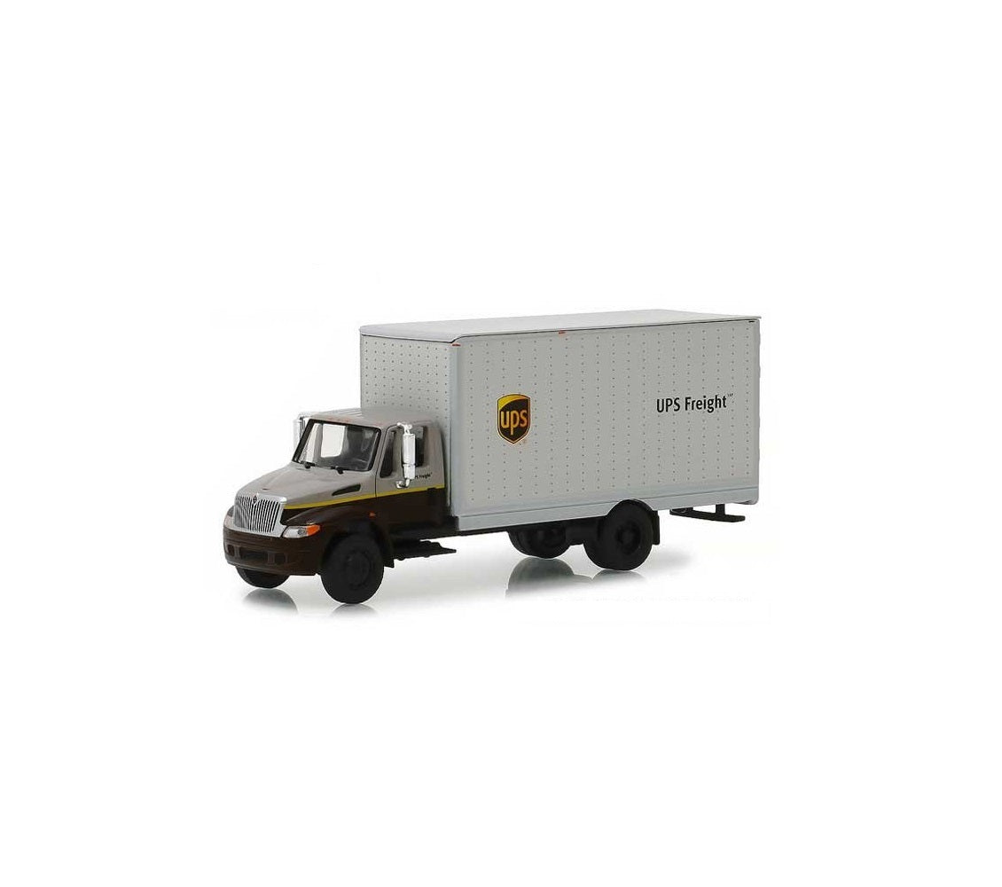 International Durastar UPS Freight Box Van - Series HD Trucks - Greenlight - Scala 1/64