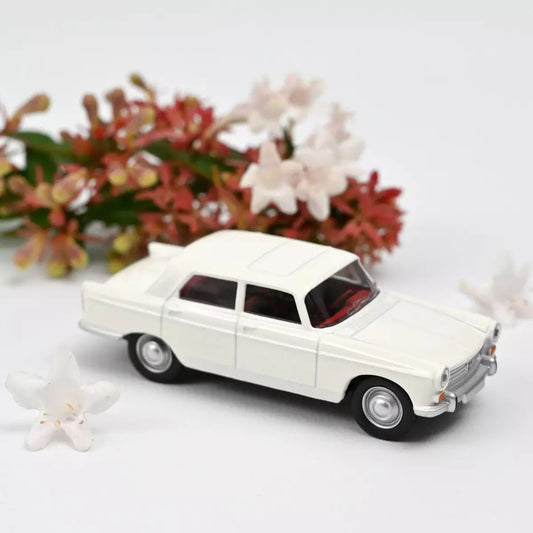 Peugeot 404 1961 Courchevel white - Norev - Scala 1/64 Circa