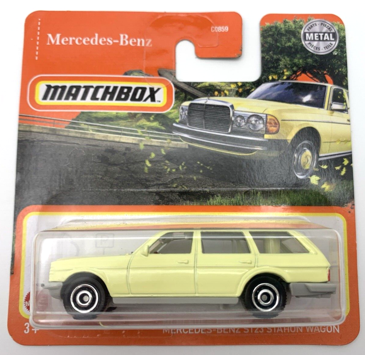 Mercedes Benz S123 Station Wagon Yellow #53 - Matchbox - Scala 1/64 Circa