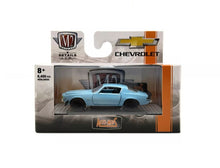 Laden Sie das Bild in den Galerie-Viewer, Chevrolet Camaro SS 396 1971 Blue - M2 Machines - Scala 1/64
