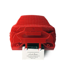 Carica l&#39;immagine nel visualizzatore di Gallery, Alfa Romeo Giulia Scultura Borgese vista posteriore
